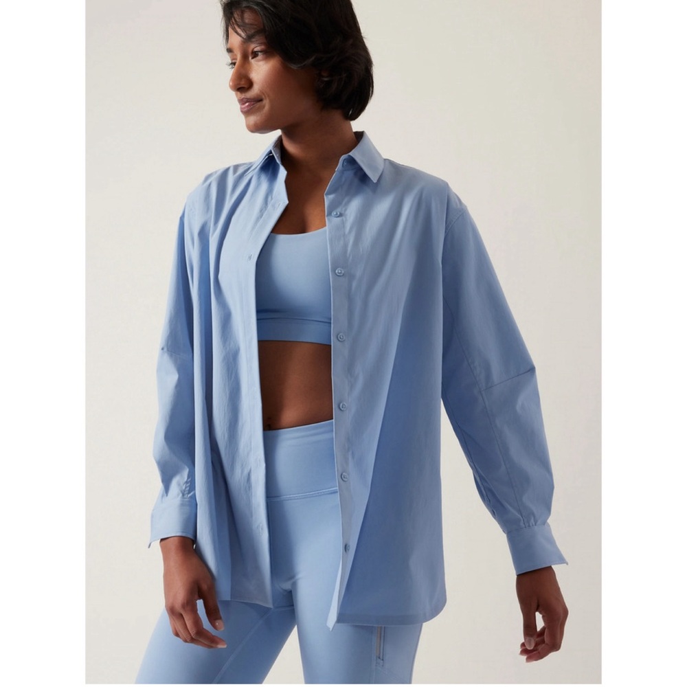 EUC Athleta Oversized Poplin Button Down Shirt